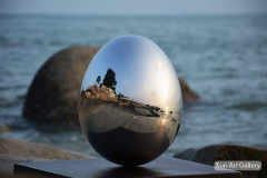 CHEN Wenqin - Standing egg no.2